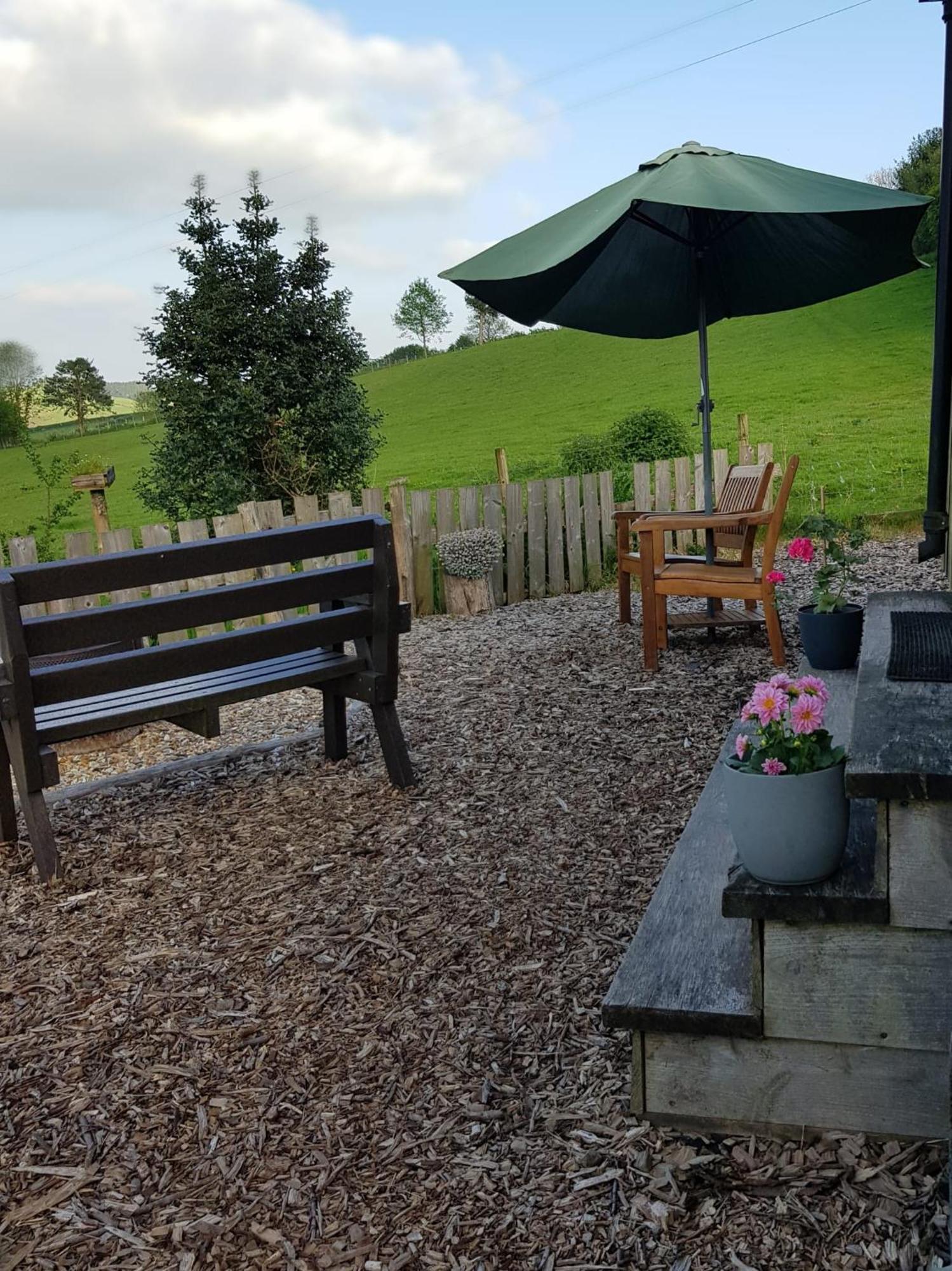 Eco Accommodation Cornflower Craven Arms Extérieur photo